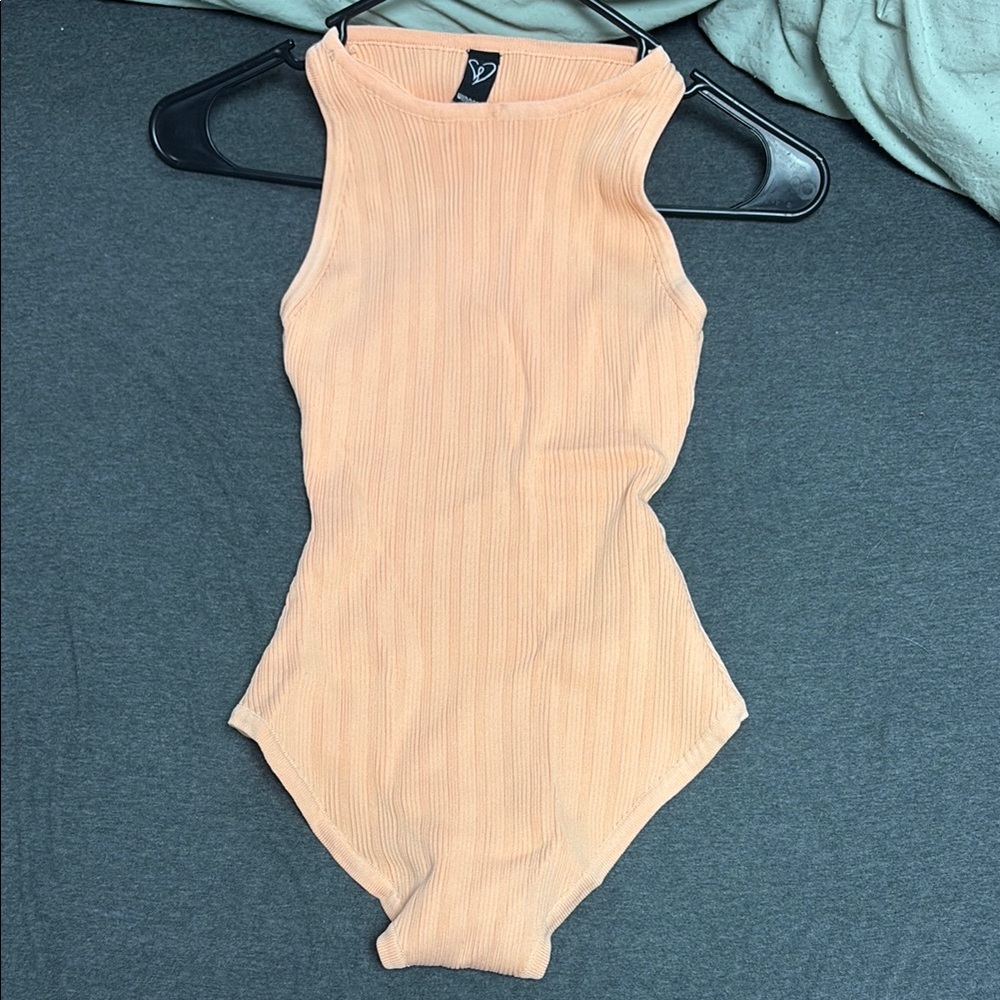 Peach Ribbed Windsor Bodysuit